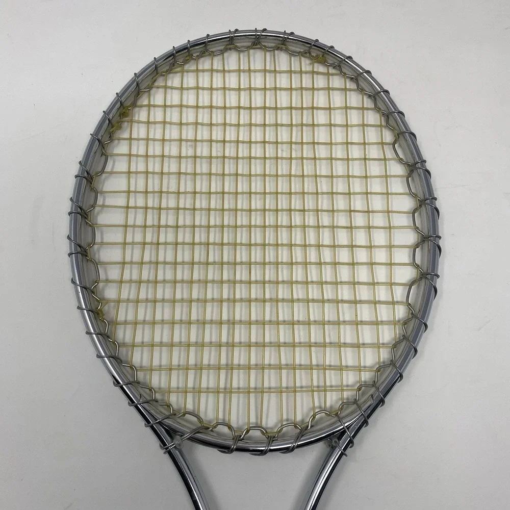 Vtg Wilson T2000 Tennis Racket with Cover 4.5